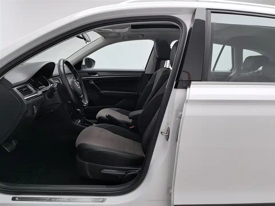 Volkswagen C-TREK Wei Collar