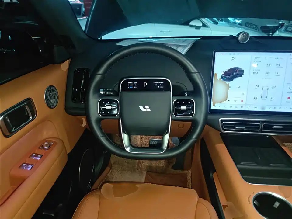 Li Auto Ideal L6