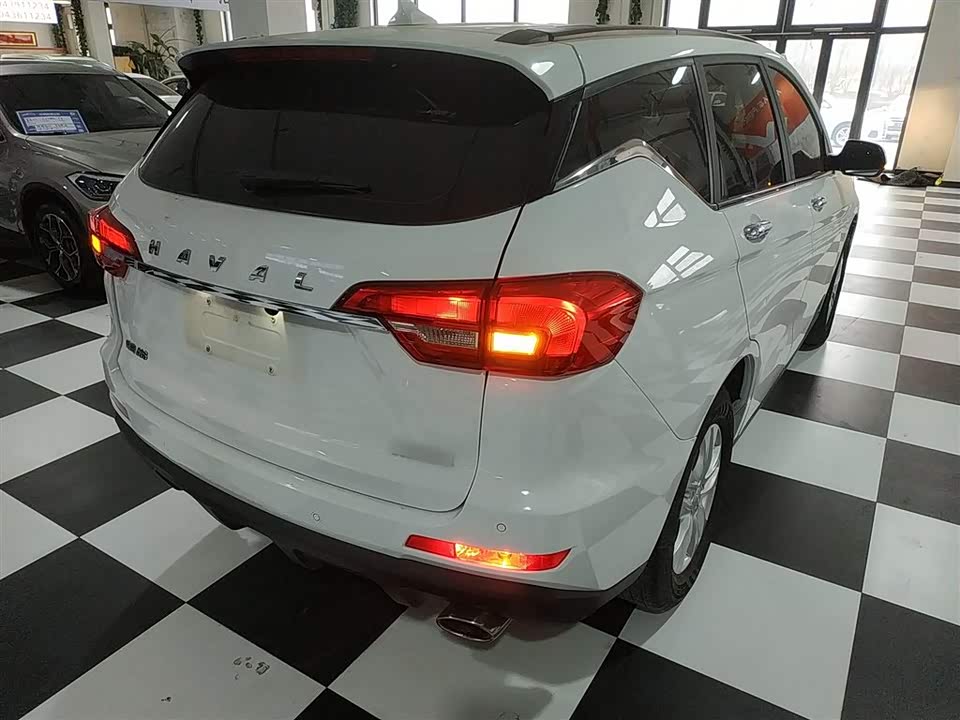 Haval M6