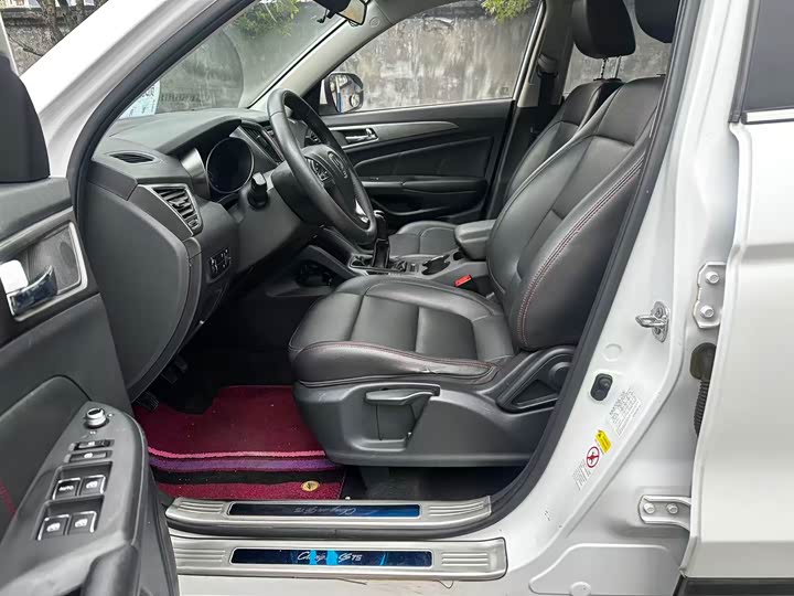 Changan CS75 2016 2.0L МКПП Люкс guo IV