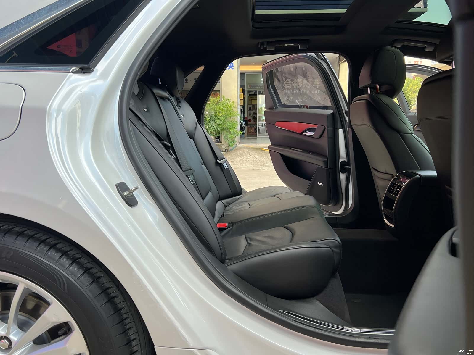 Cadillac CT6, 2017 32