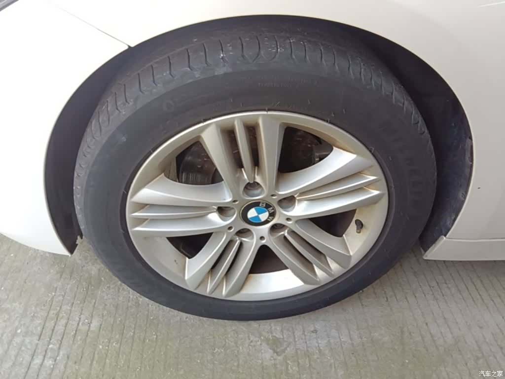 BMW 3 Series, 2016 23