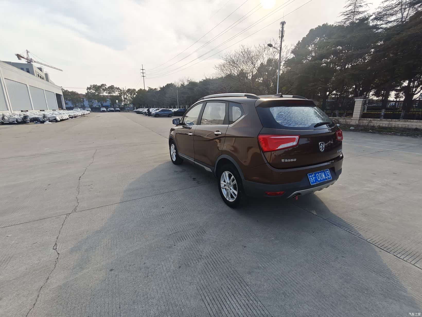 Wuling 560, 2016 6