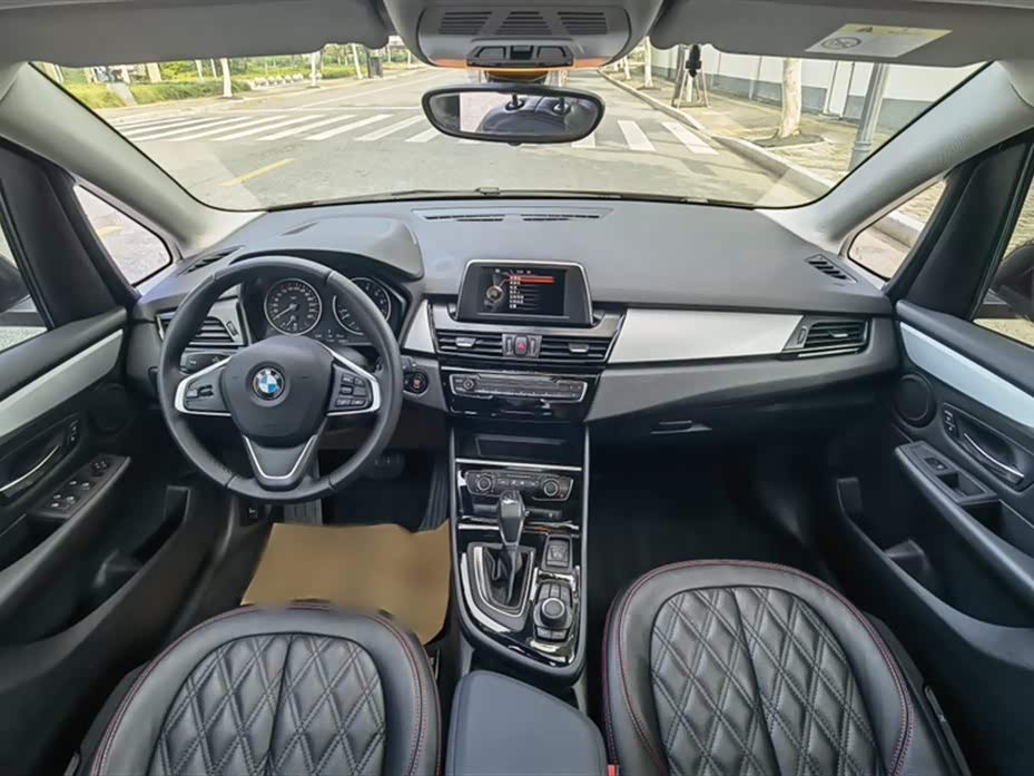 BMW 2 series station wagon