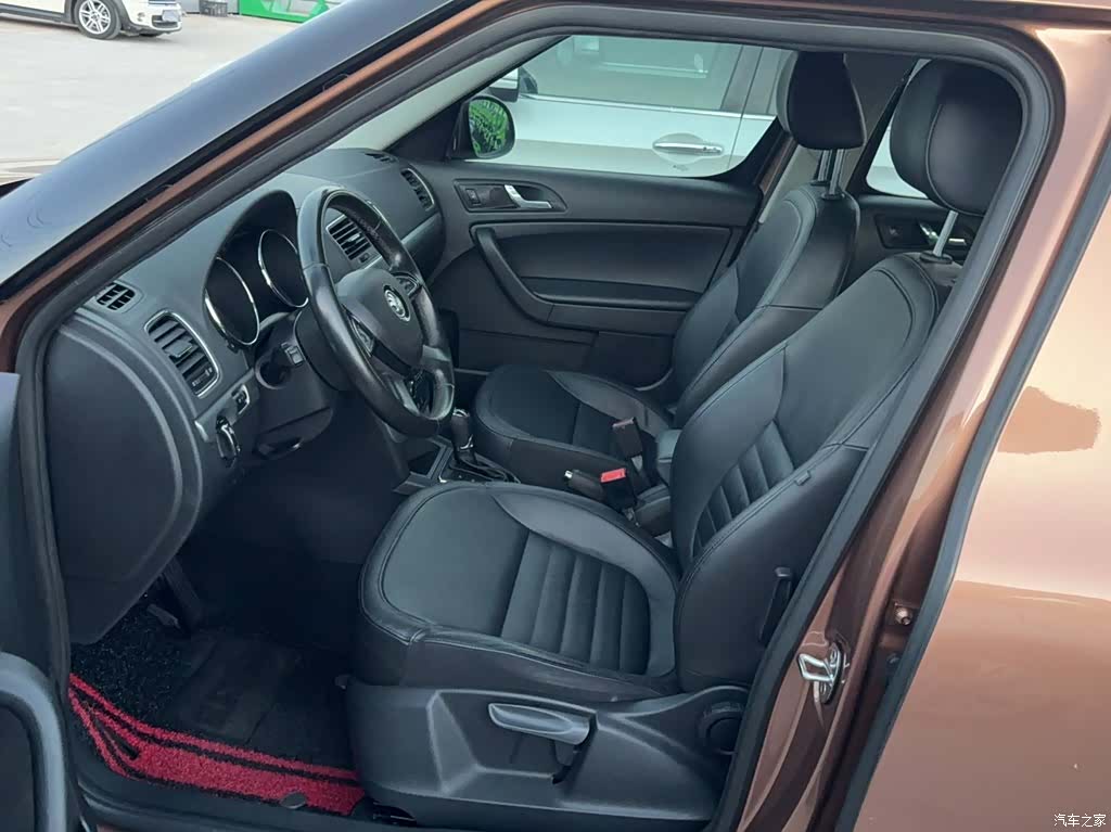 Skoda Yeti, 2015 12