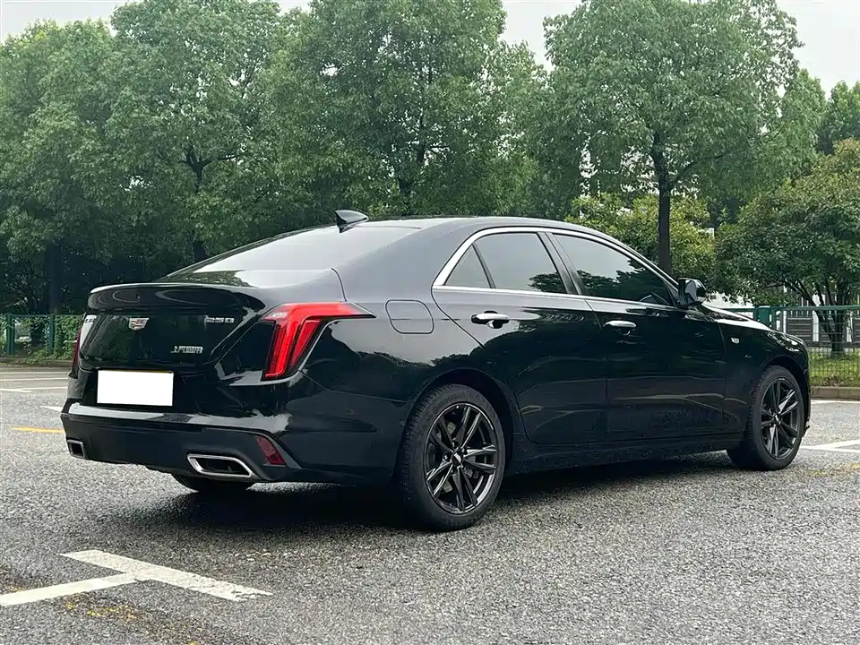 Cadillac CT4