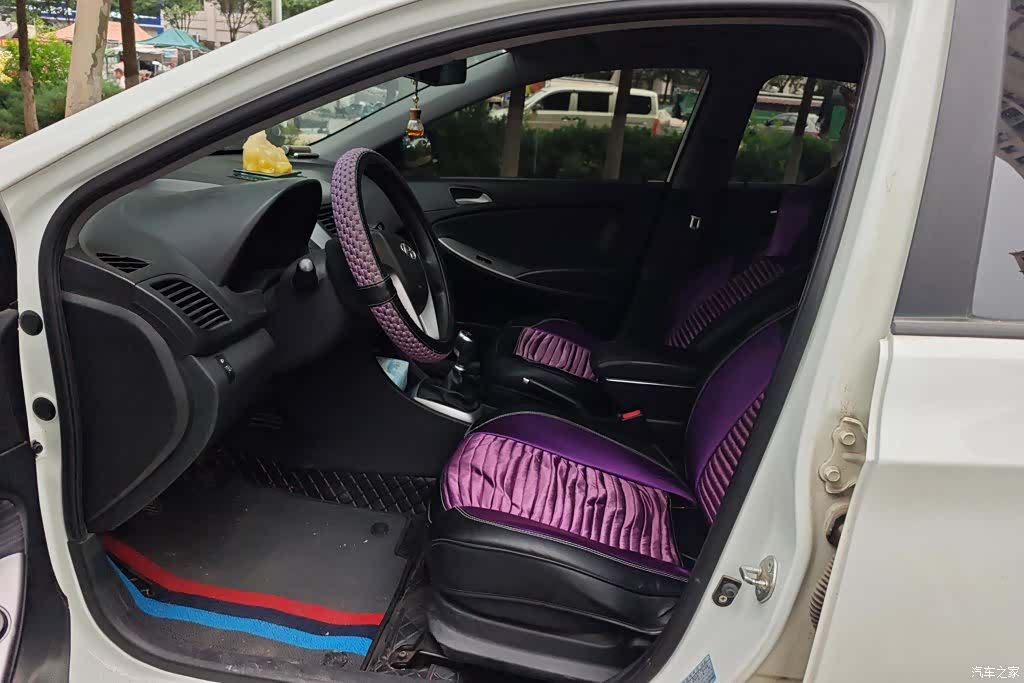 Hyundai GLX, 2016 9