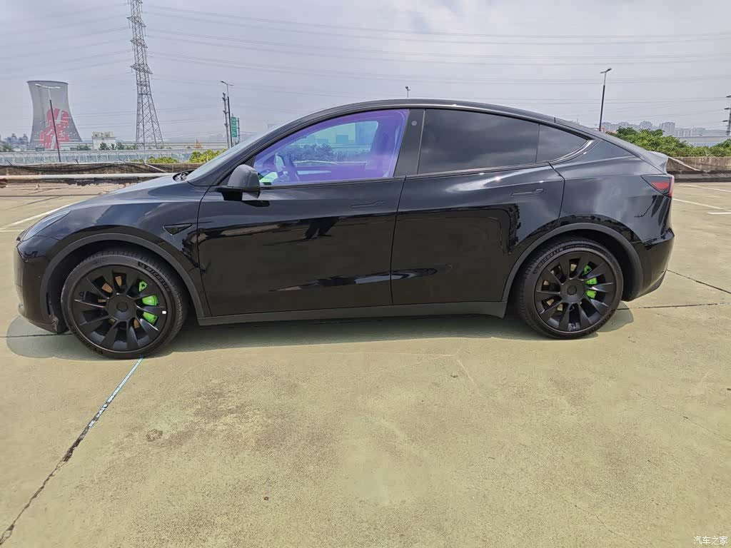 Tesla Model Y, 2023 11