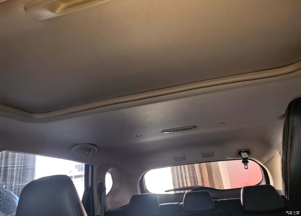 Wuling 560, 2016 18