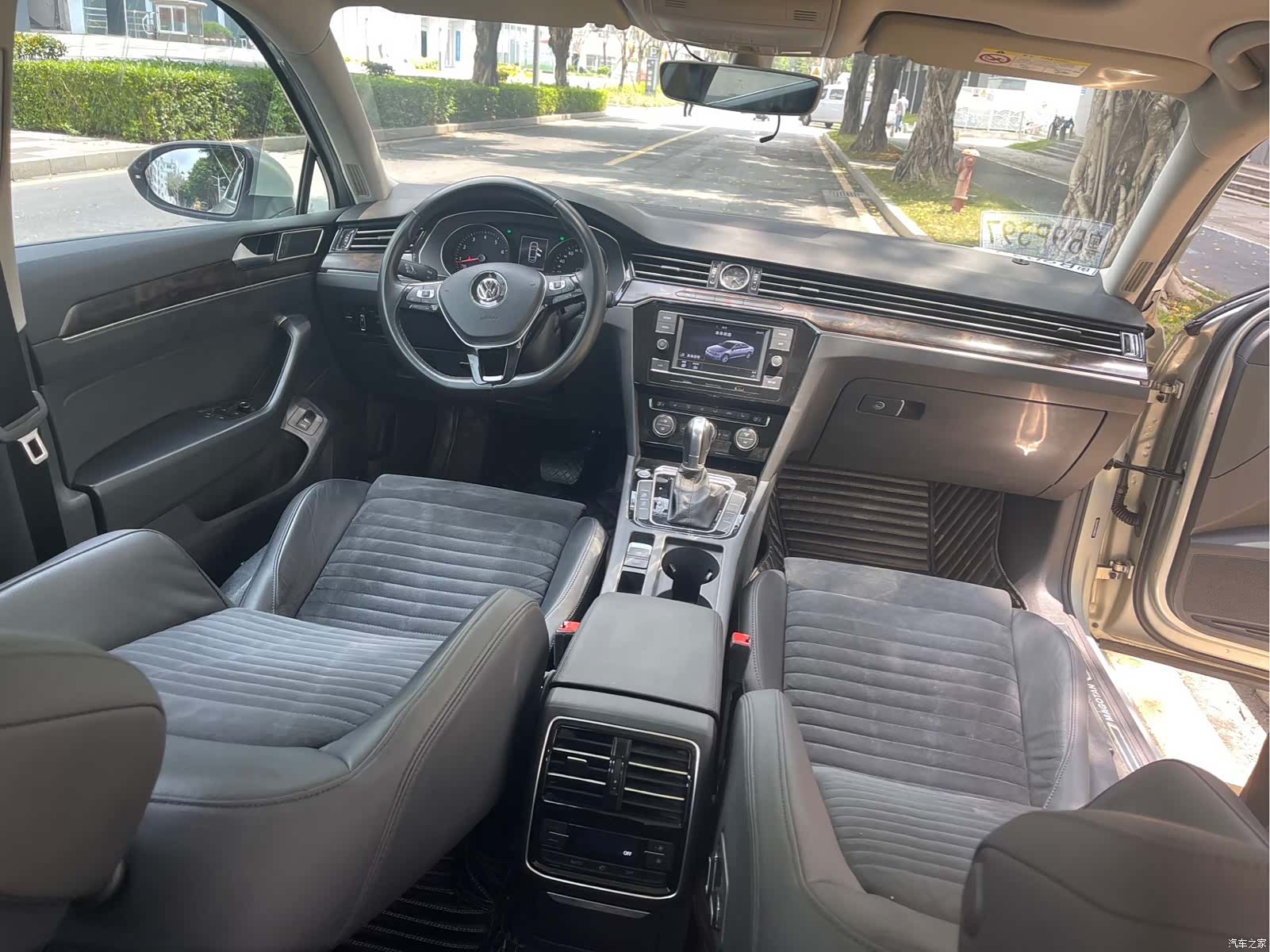 Volkswagen Magotan, 2018 10