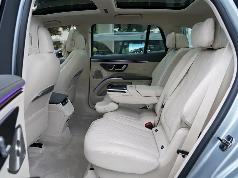 Mercedes-Benz EQS SUV