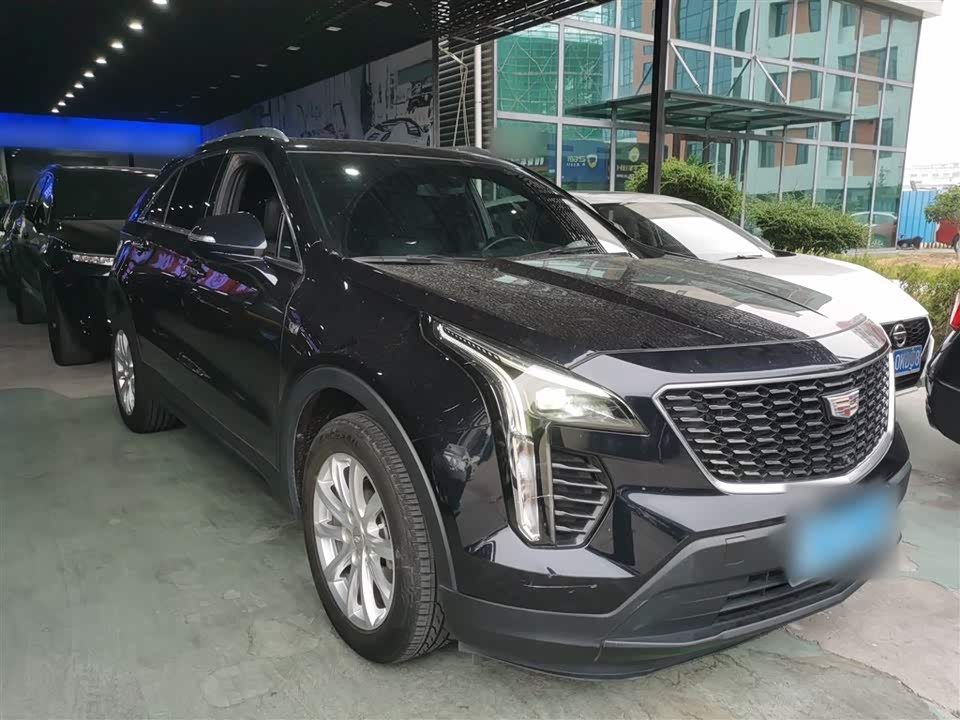 Cadillac XT4