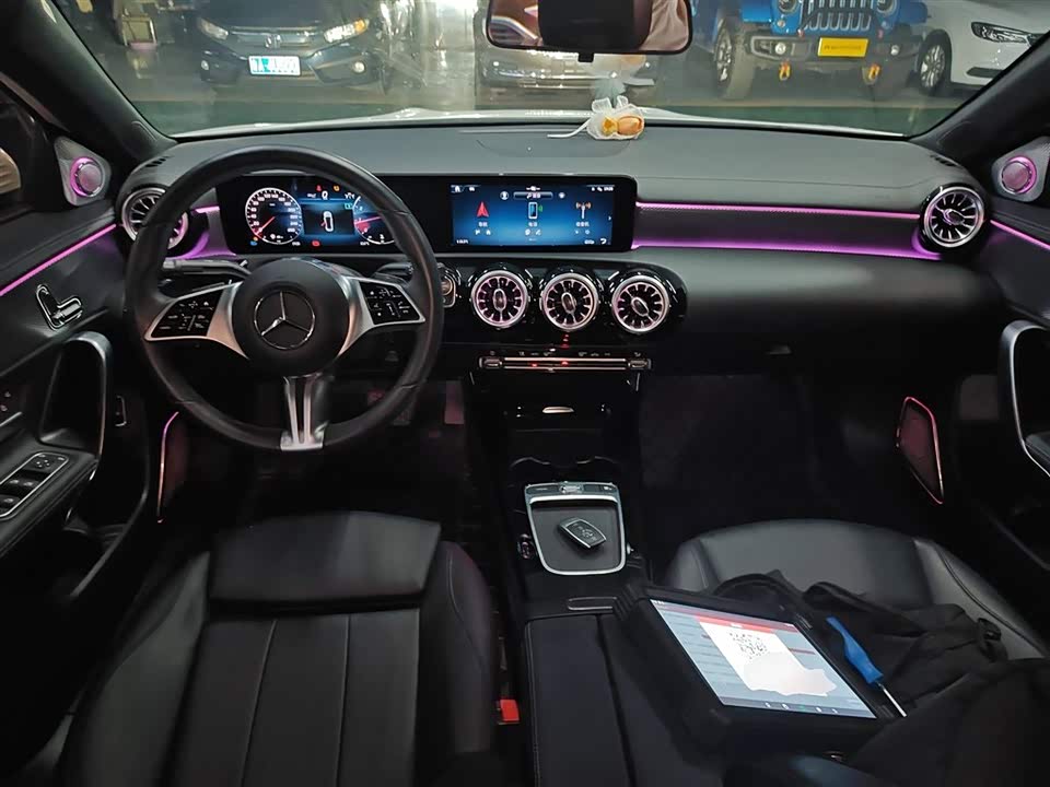 Mercedes-Benz Class A Mercedes-Benz Class A