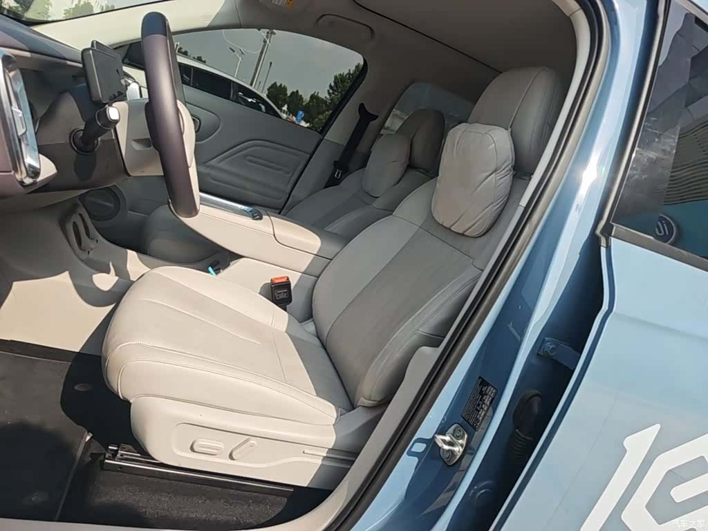 Leapmotor B10, 2025 15