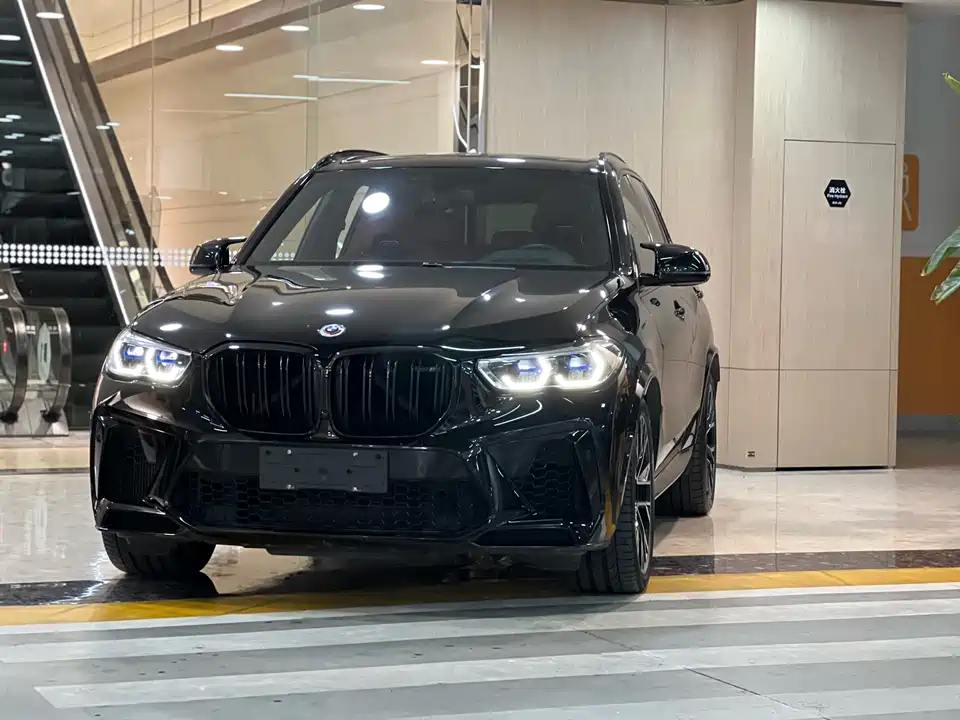 BMW X5 M