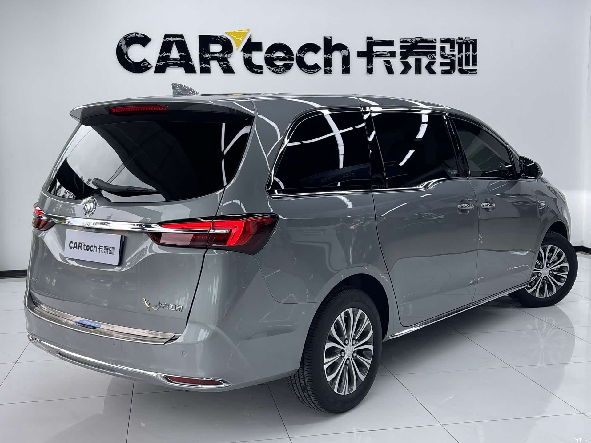 Buick GL8, 2024 3