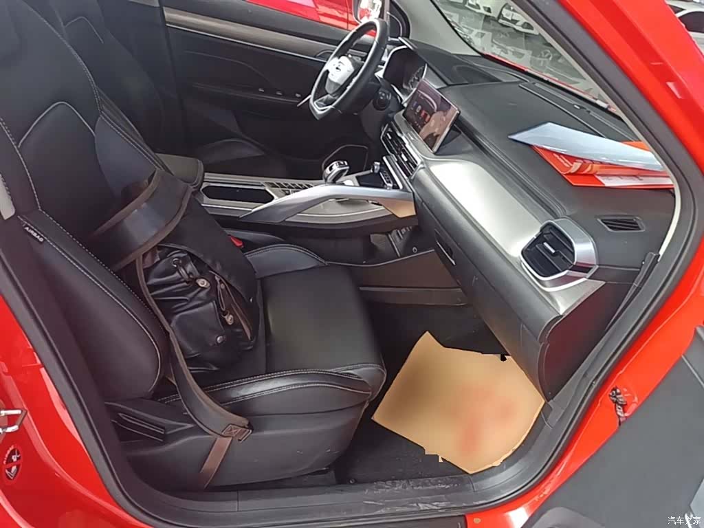Geely Coolray, 2020 25