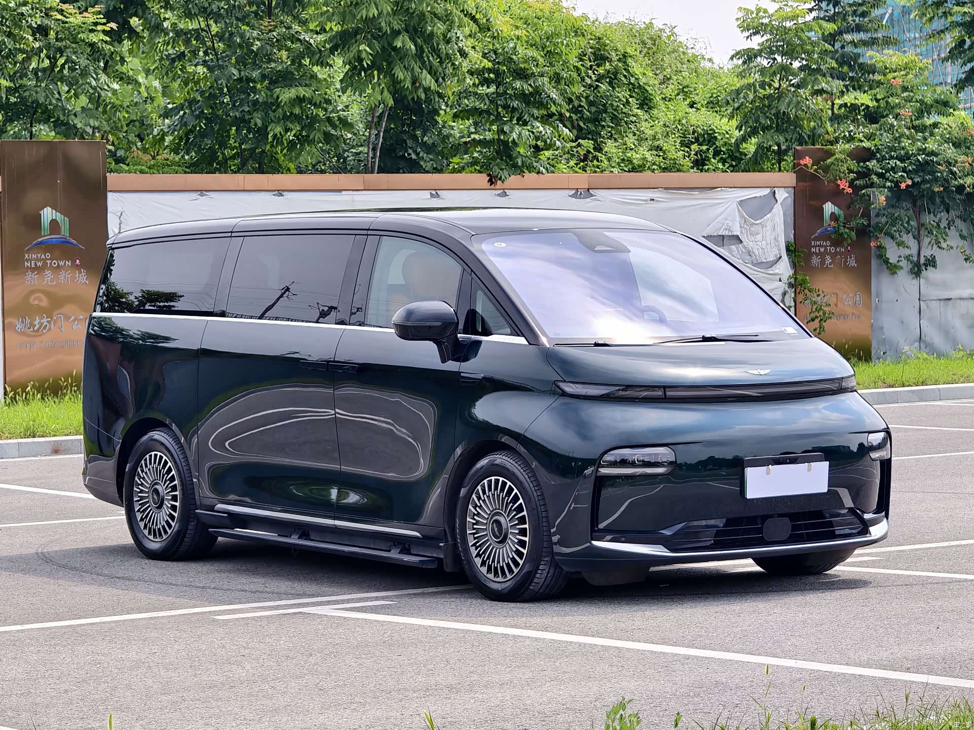 LEVC L380, 2025 3