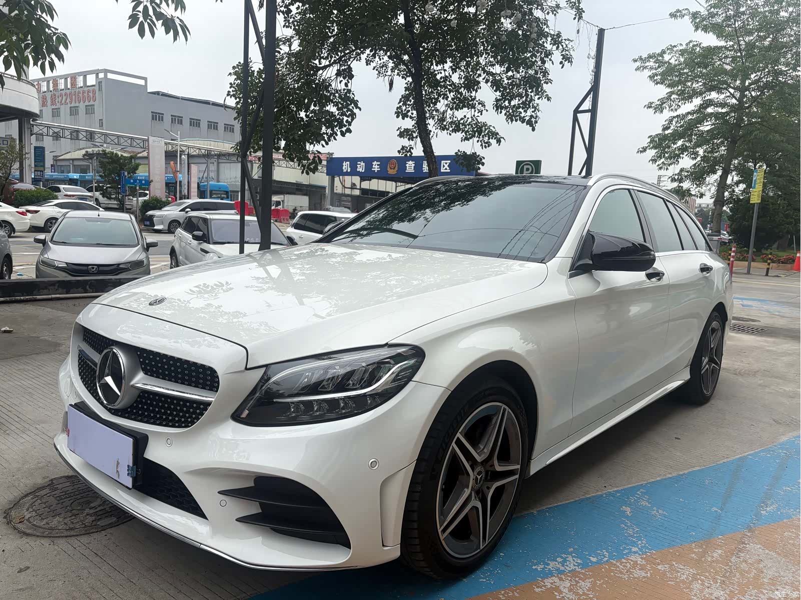 Mercedes-Benz C-Class, 2021 1