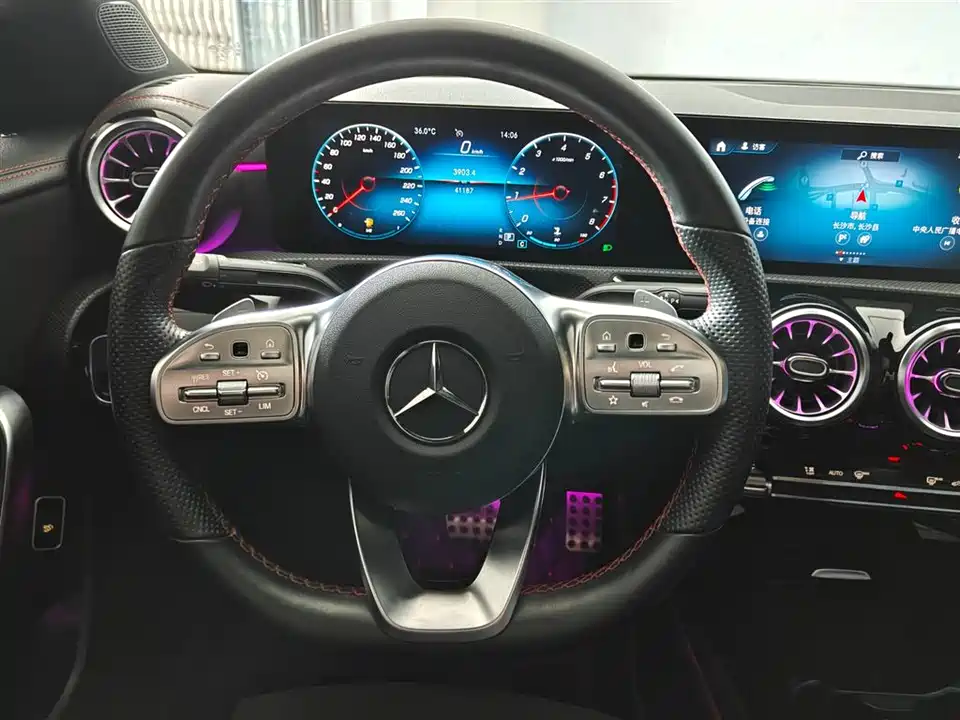 Mercedes-Benz CLA