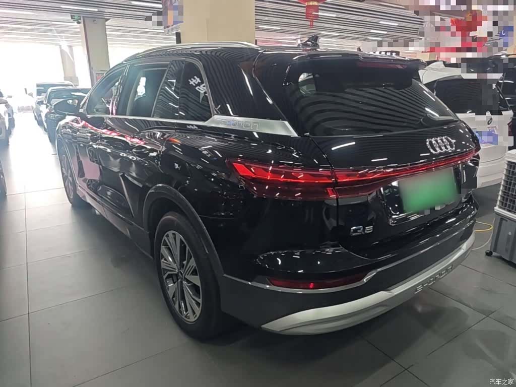 Audi Q5 e-tron, 2023 все фото