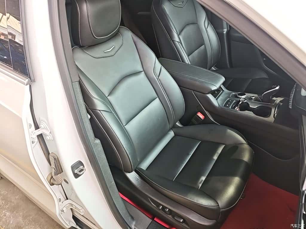 Cadillac XT4, 2020 25