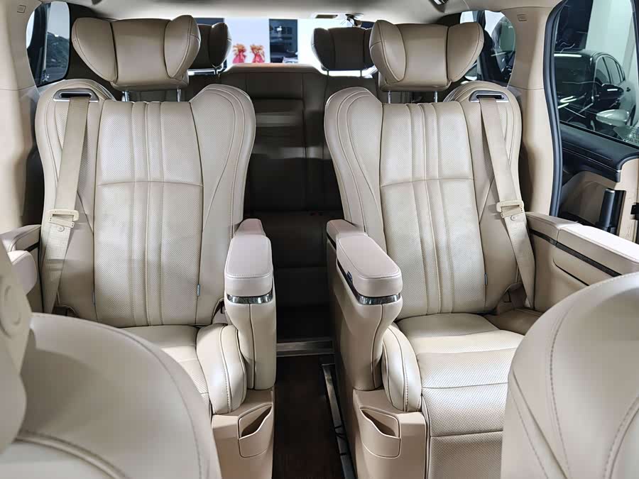 Buick GL8 2021, фото 11