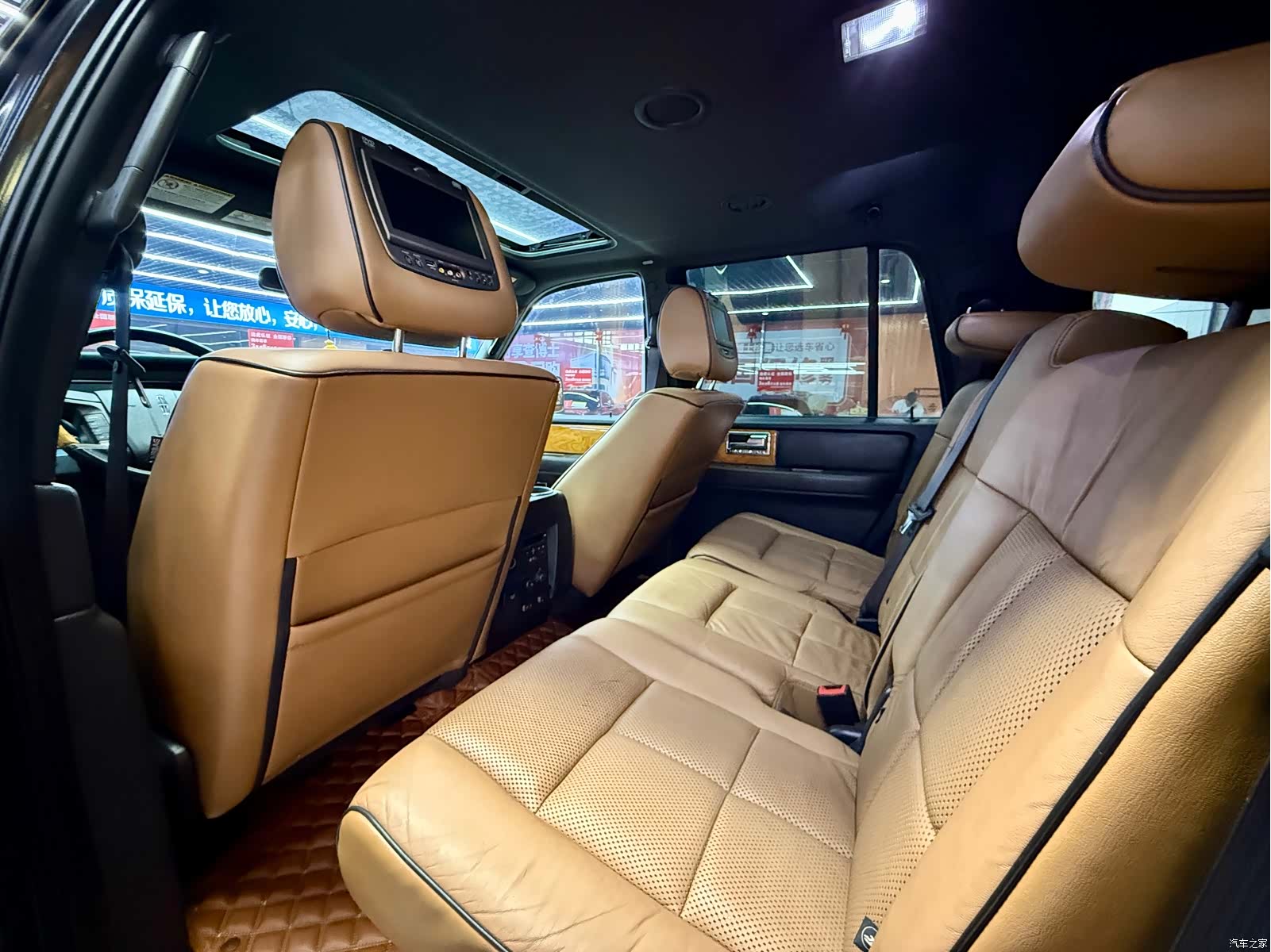 Lincoln Navigator, 2012 7