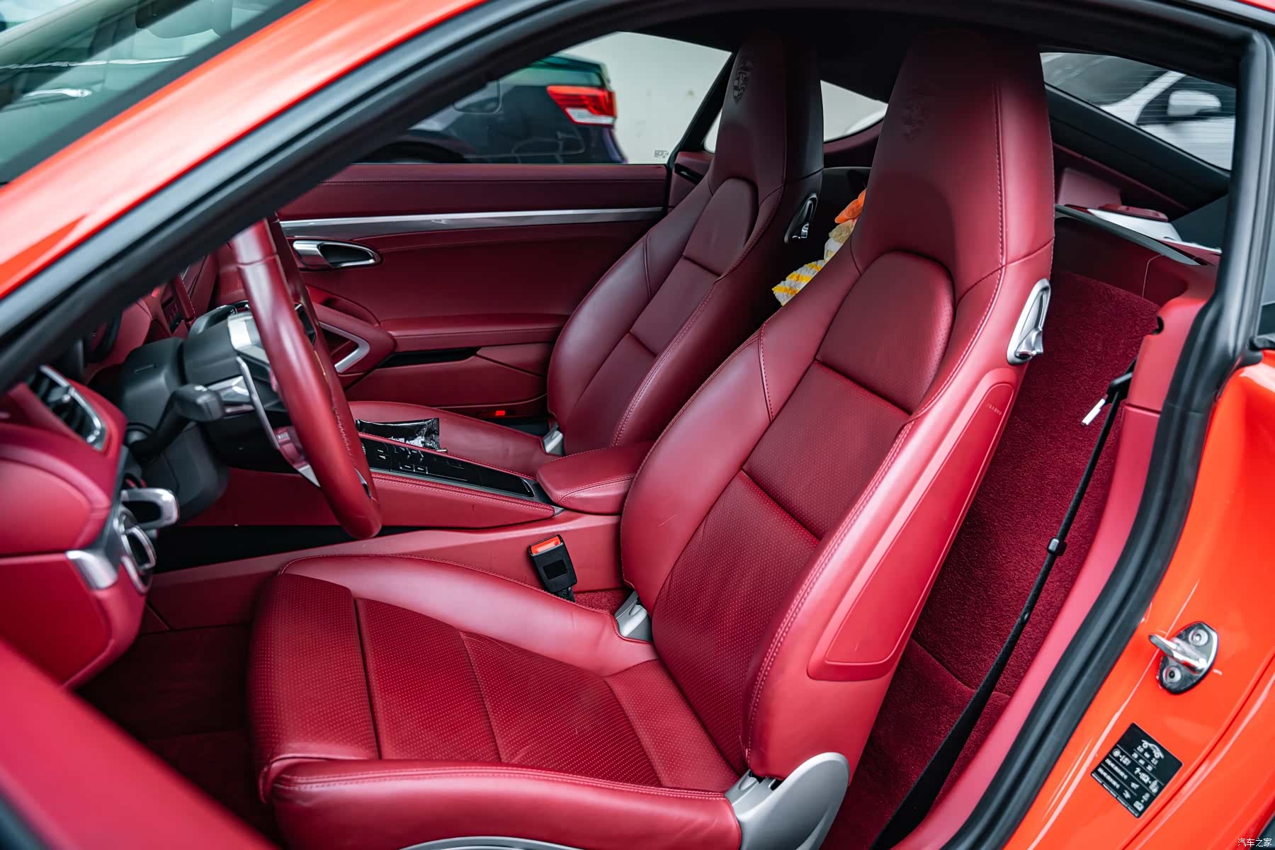 Porsche Cayman, 2018 16