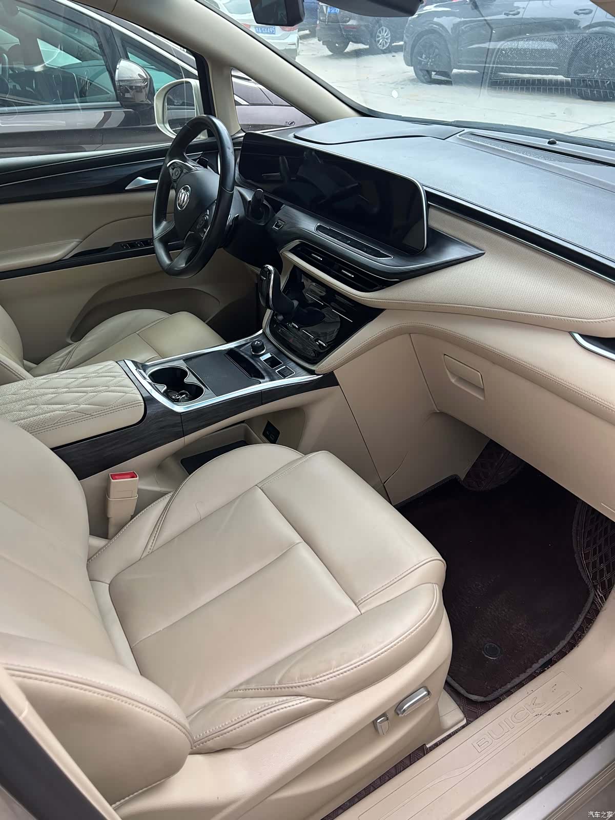 Buick GL8, 2022 6