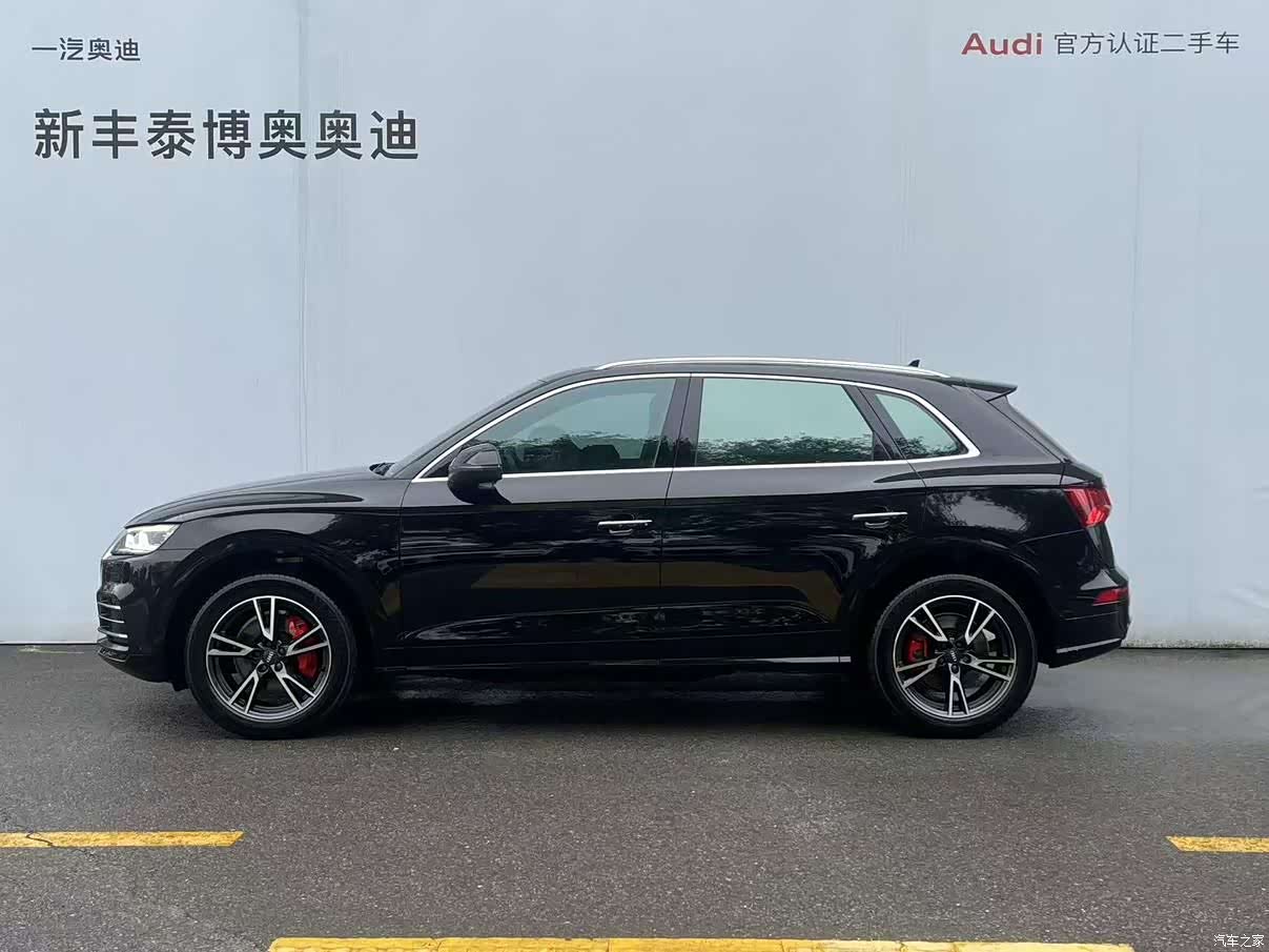 Audi Q5L, 2019 3