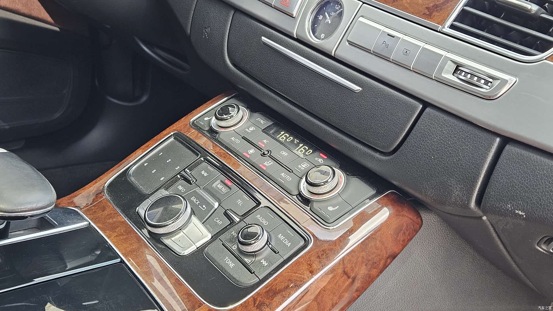 Audi A8L, 2012 16
