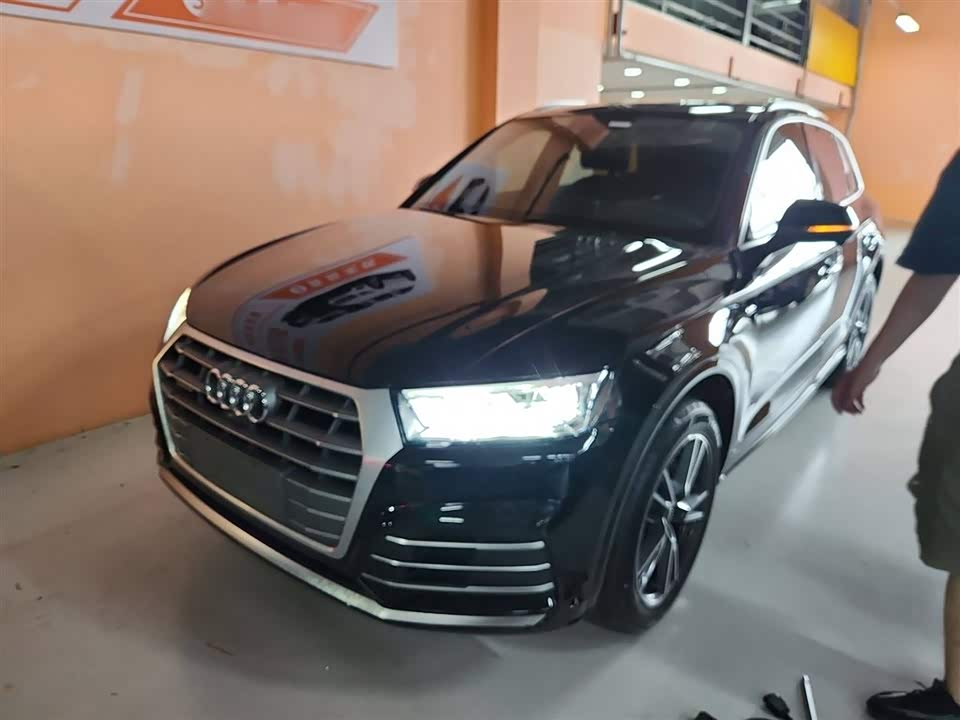 Audi Q5L Audi Q5L