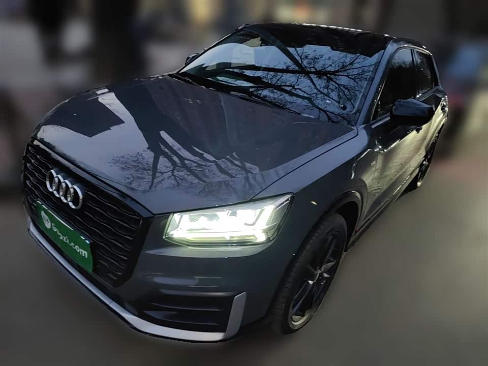 Audi Q2L