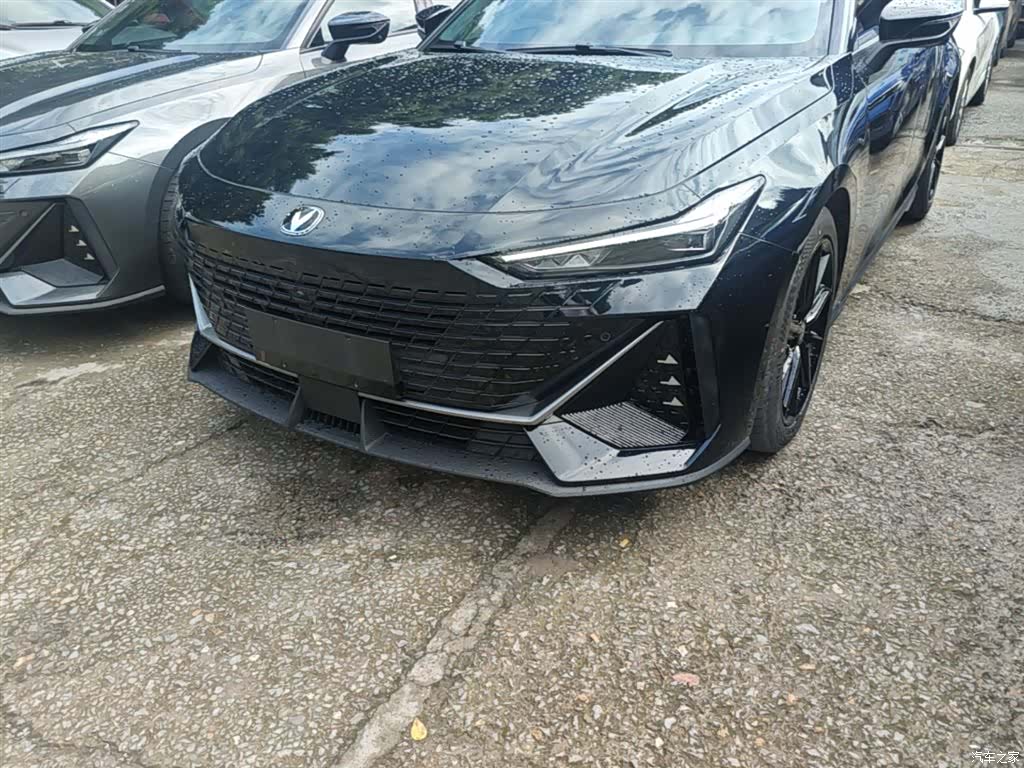 Changan UNI-V, 2022 24