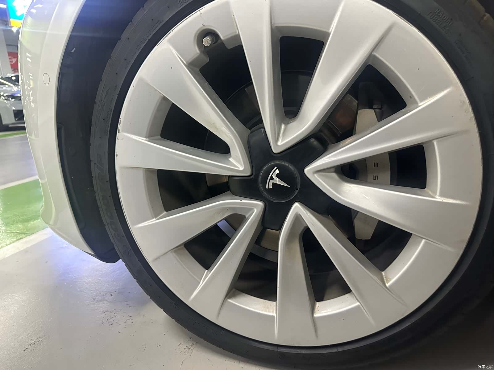Tesla Model 3, 2021 15