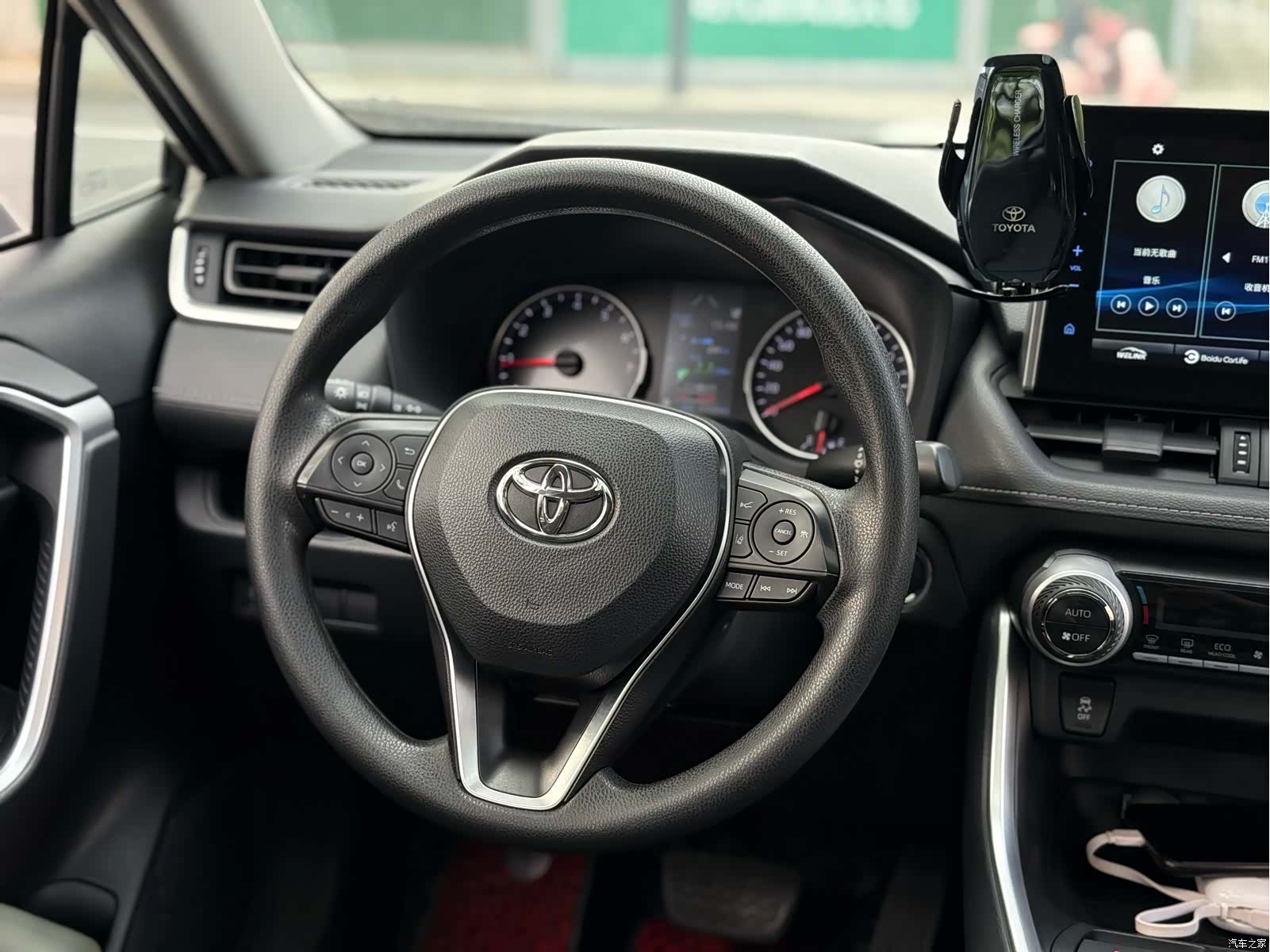 Toyota Wildlander, 2020 6