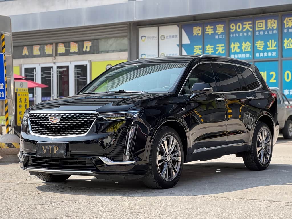 Cadillac XT6