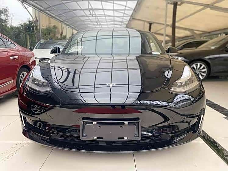 Tesla Model 3 Tesla Model 3