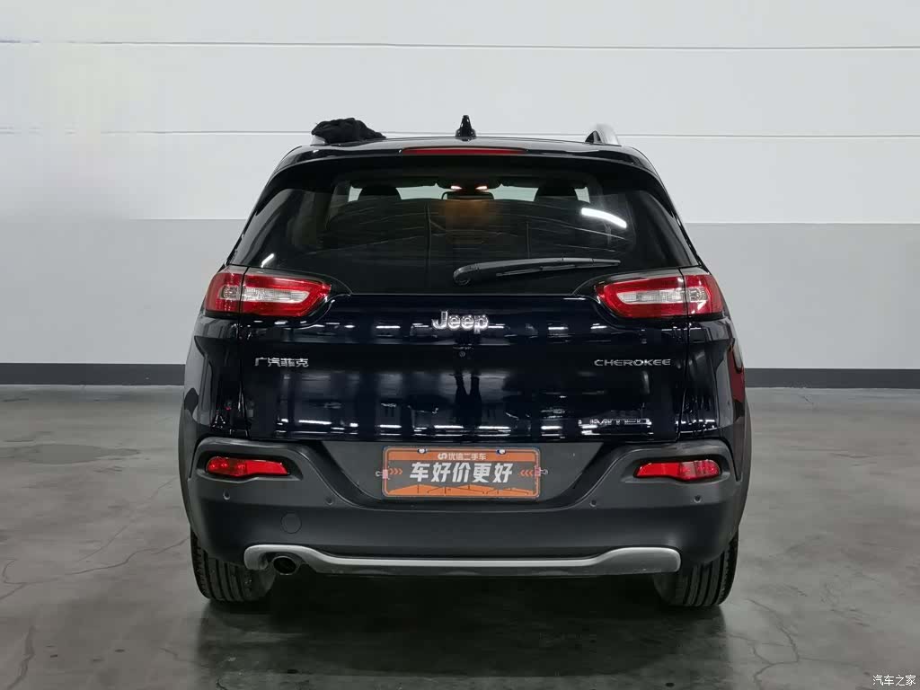 Jeep Cherokee, 2017 4