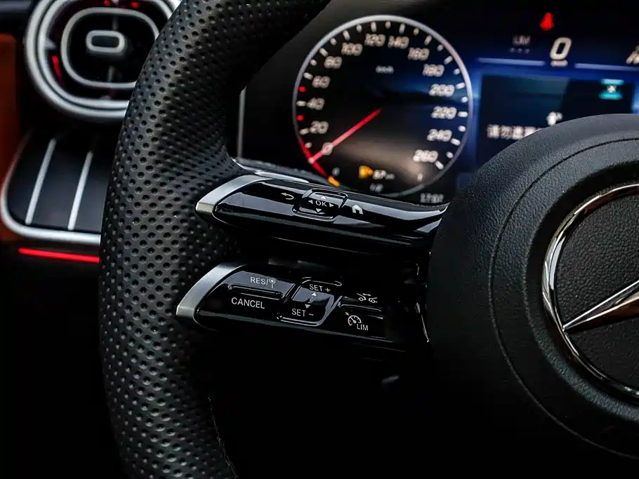 Mercedes-Benz GLC Mercedes-Benz GLC