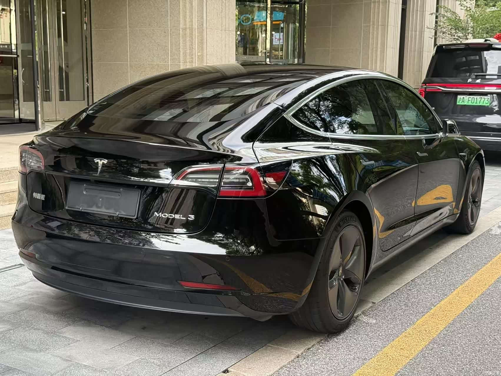 Tesla Model 3, 2020 6