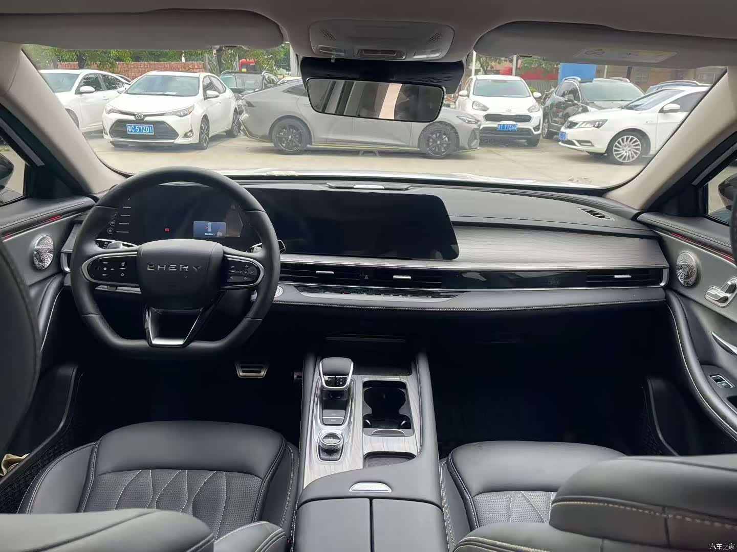 Chery Arrizo 8, 2025 9
