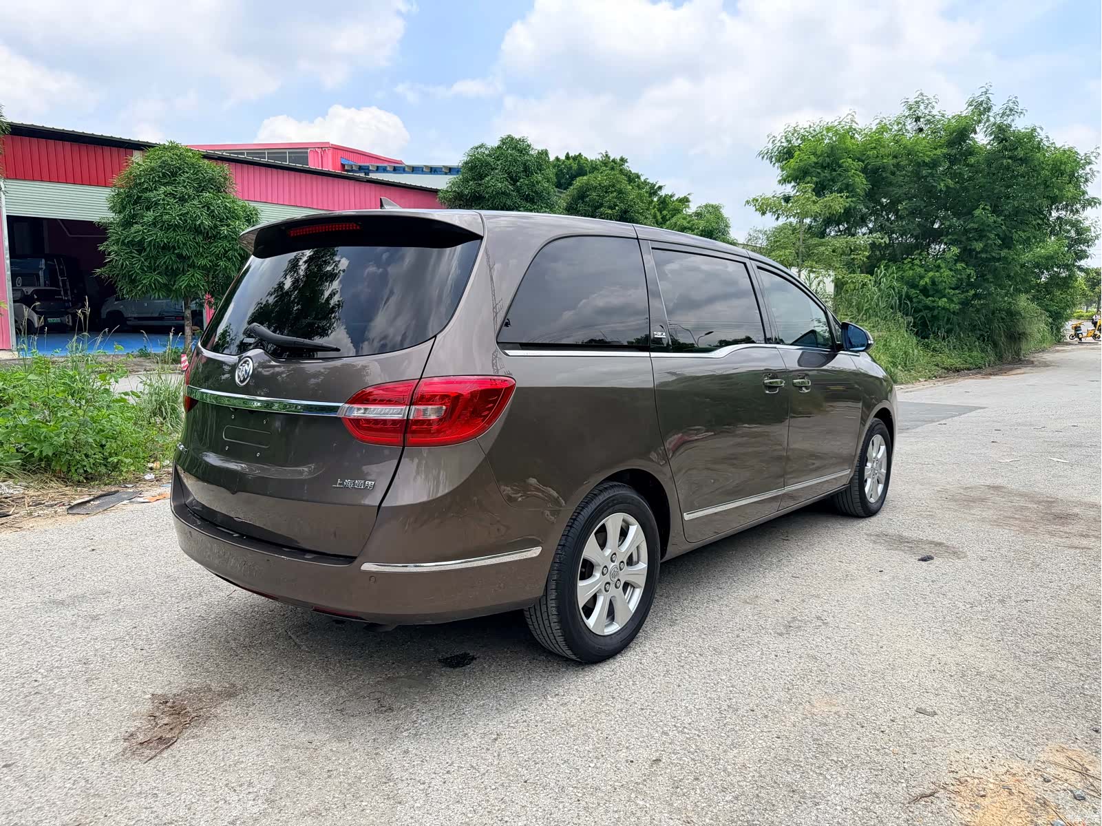 Buick GL8, 2015 7