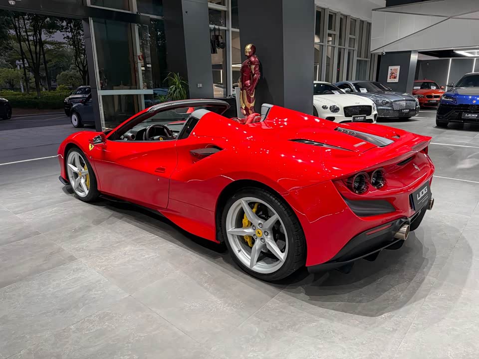 Ferrari F8