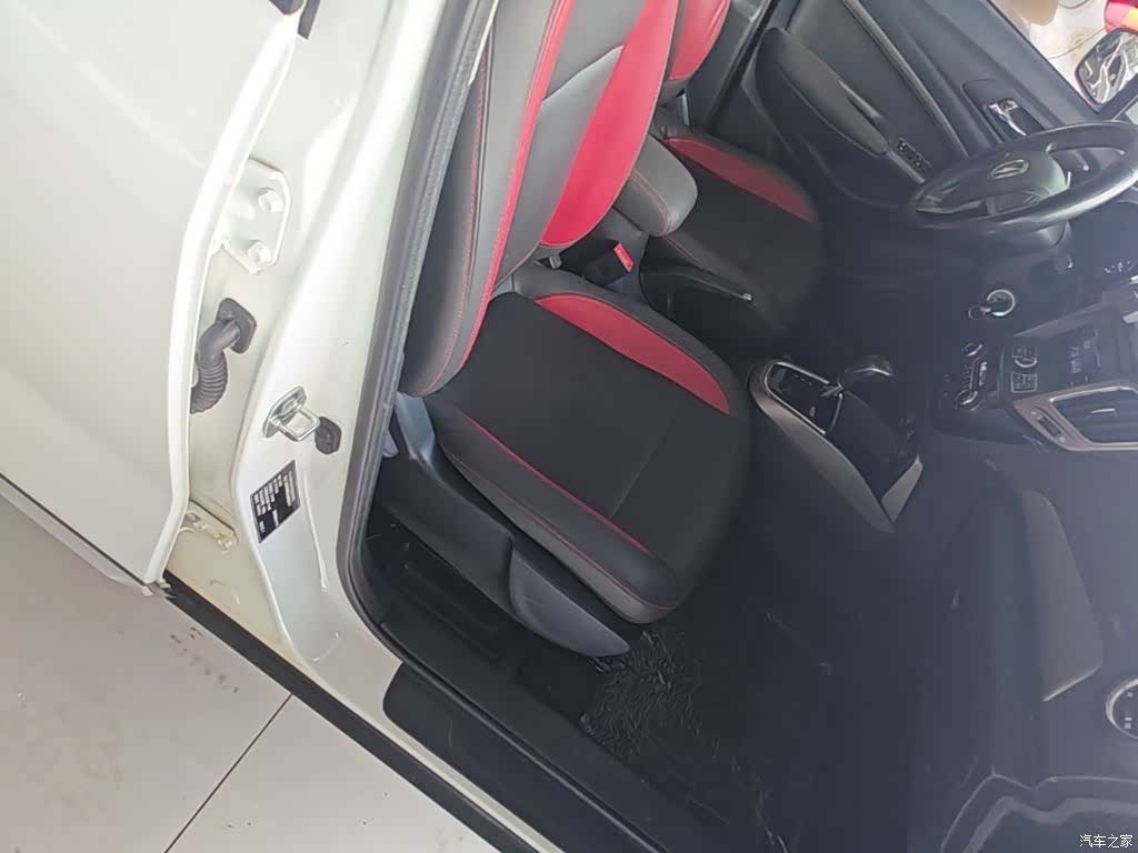Changan CS15, 2018 20