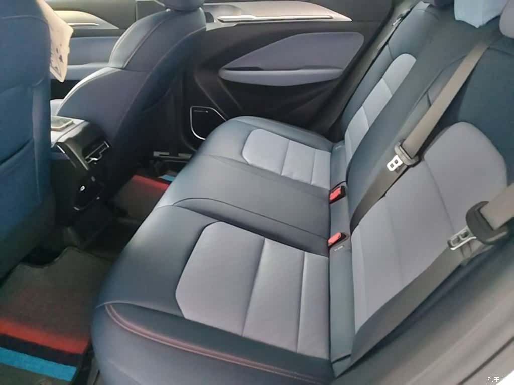 Geely M6, 2023 17