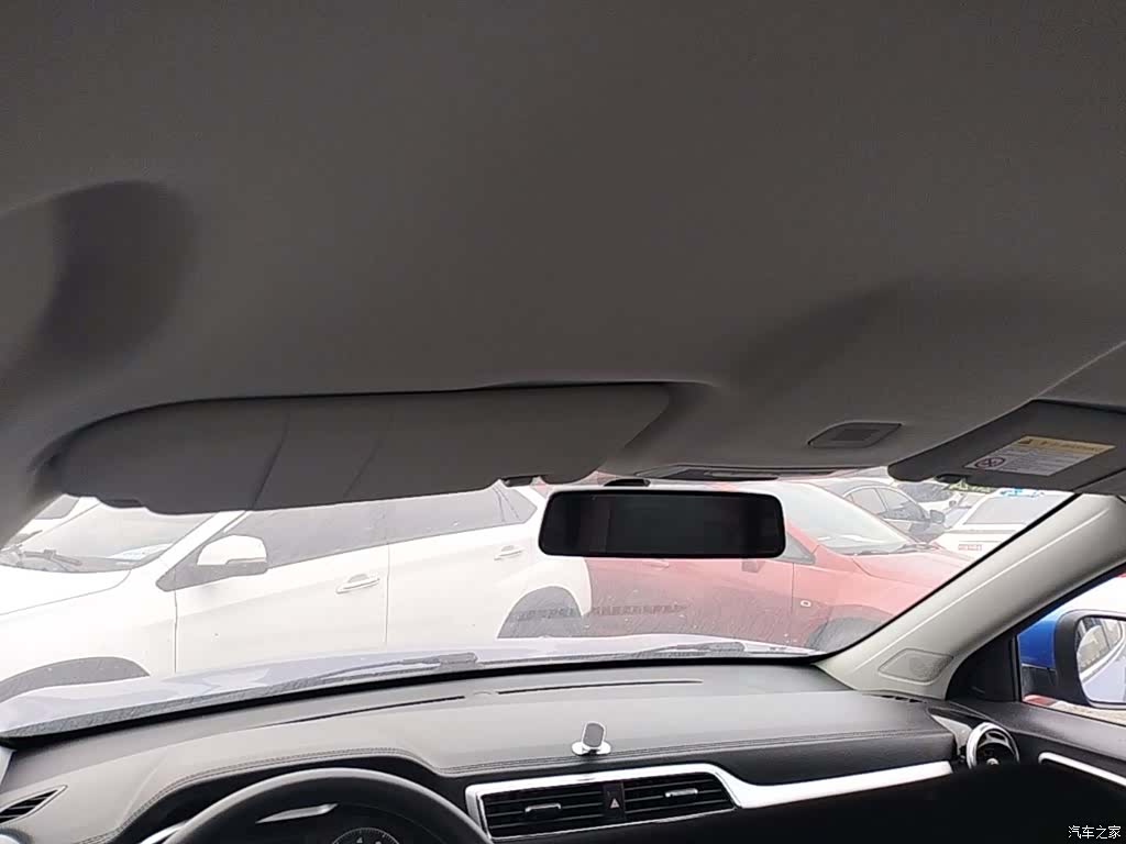 MG ZS, 2018 14