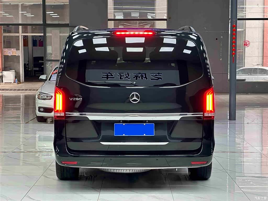 Mercedes-Benz V-Class, 2018 все фото