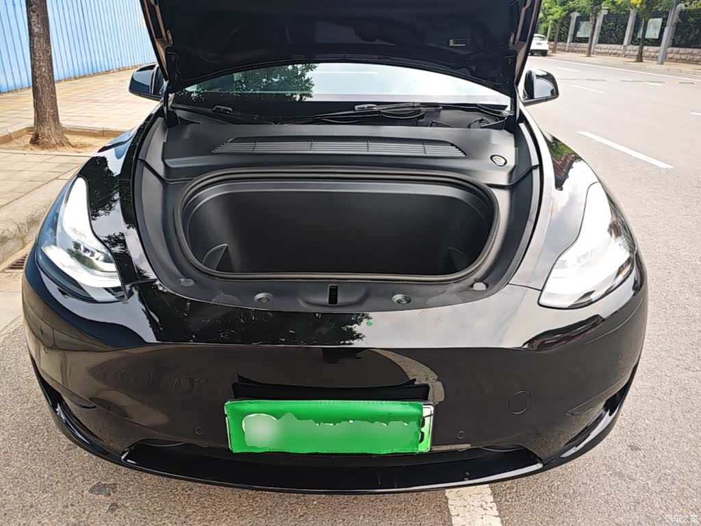 Tesla Model Y, 2022 20